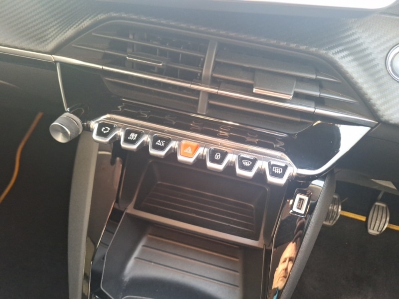 Used Peugeot 208 2020 for sale - 77214020: Photo 16