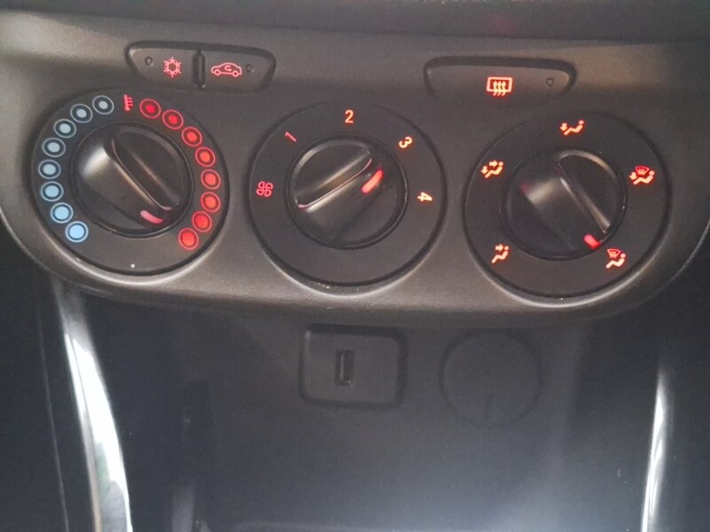 Used Vauxhall Corsa 2017 for sale - 76669565: Photo 17