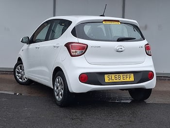 Used Hyundai i10 2018 for sale - 79635796: Photo