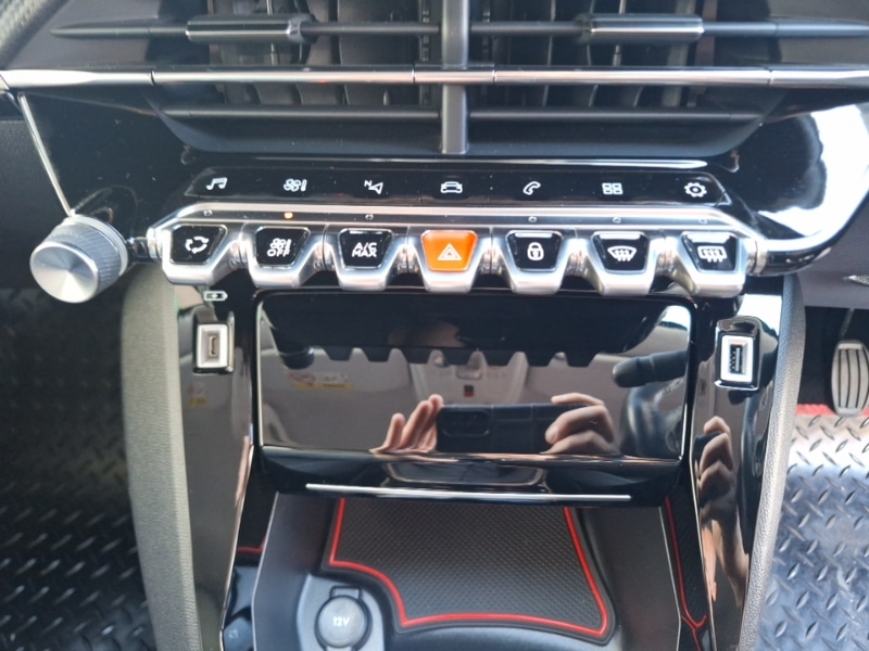 Used Peugeot 208 2020 for sale - 76771393: Photo 16