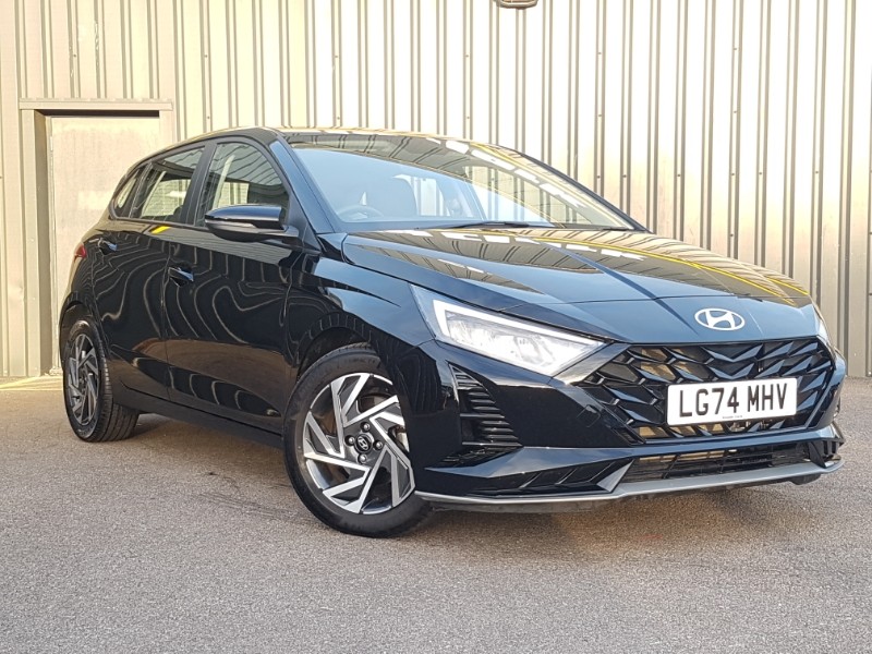 Used Hyundai i20 2024 for sale - 76763613: Photo 1