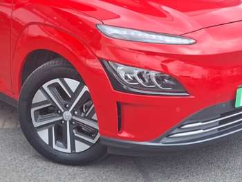 2022 - 150kW Premium 64kWh 5dr Auto