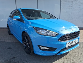 2018 - 1.0 EcoBoost 140 ST-Line X 5dr