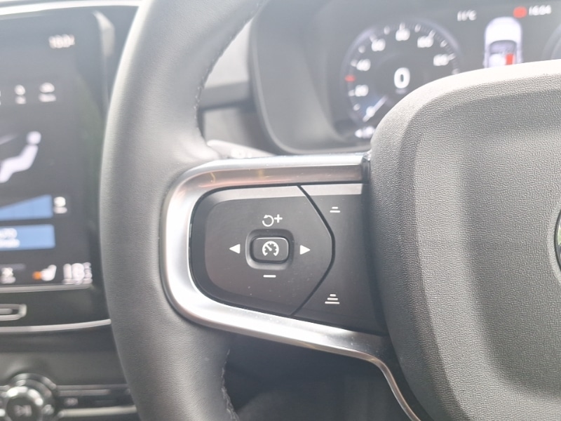 Used Volvo XC40 2022 for sale - 76054468: Photo 16
