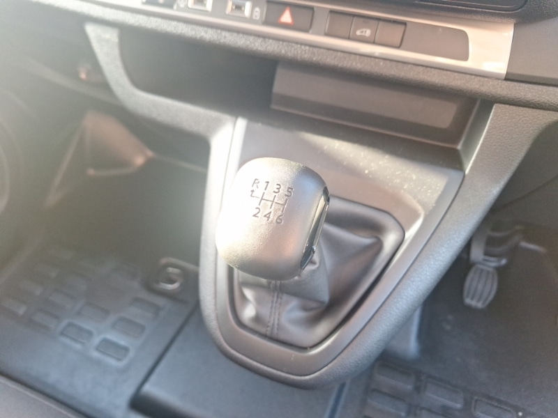 Used Vauxhall Vivaro 2024 for sale - 76795146: Photo 16