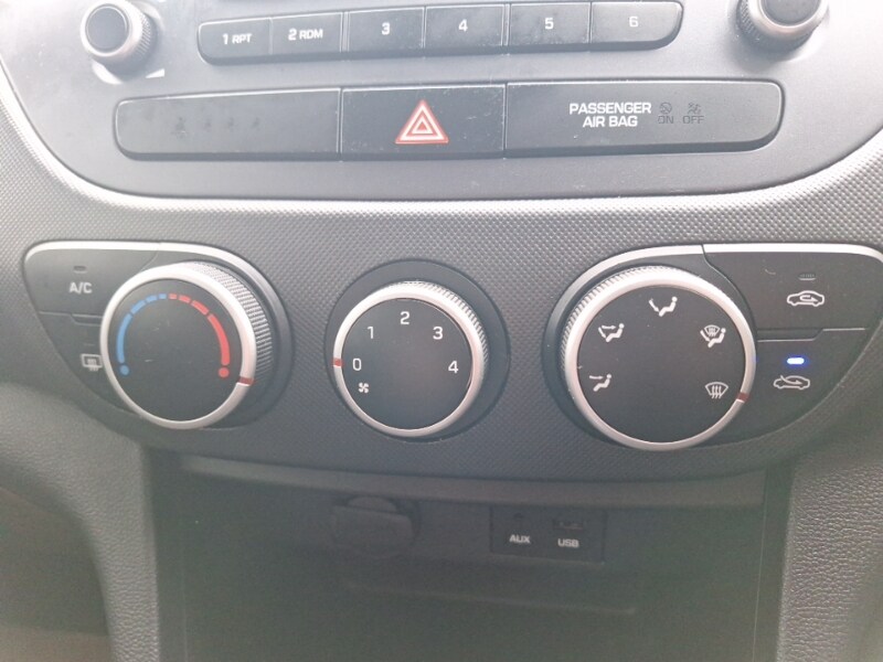 Used Hyundai i10 2017 for sale - 77517865: Photo 14