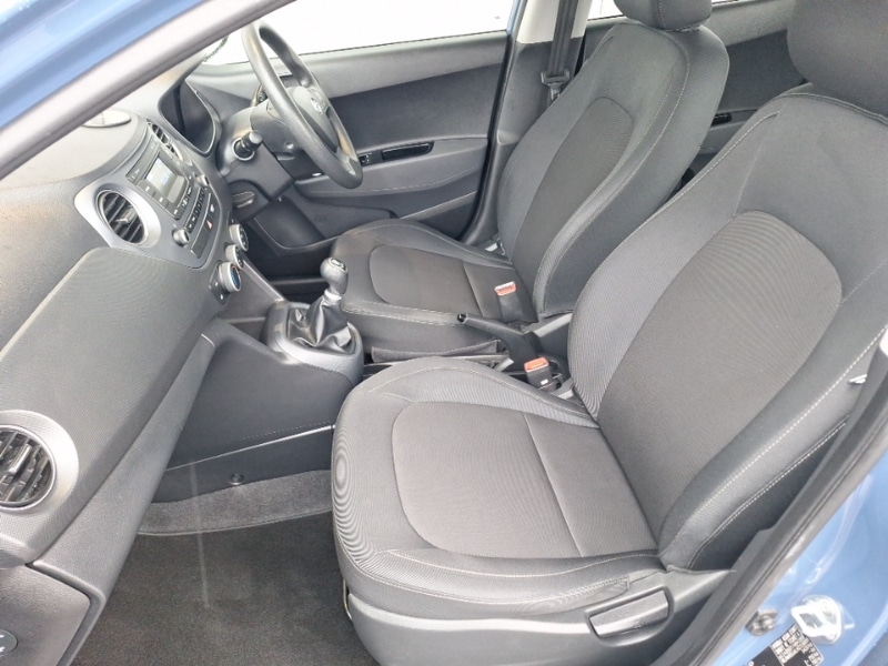 Used Hyundai i10 2017 for sale - 77517865: Photo 5