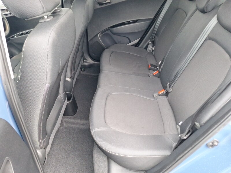 Used Hyundai i10 2017 for sale - 77517865: Photo 6