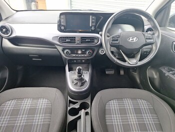 Used Hyundai i10 2023 for sale - 78848482: Photo