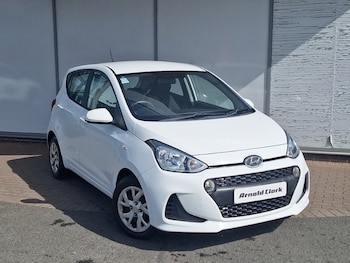 Used Hyundai i10 2018 for sale - 79546225: Photo