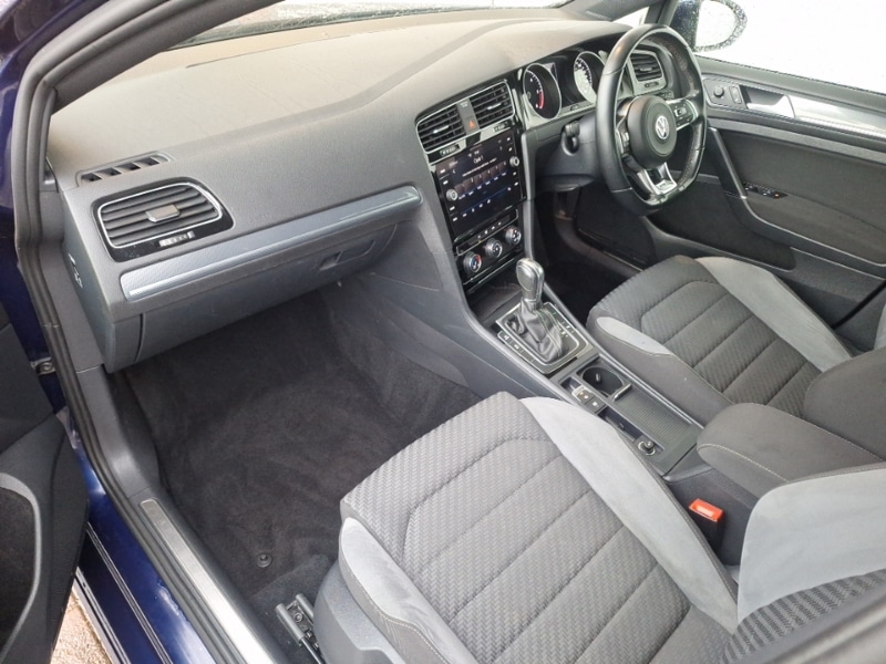 Used Volkswagen Golf 2019 for sale - 76687755: Photo 5