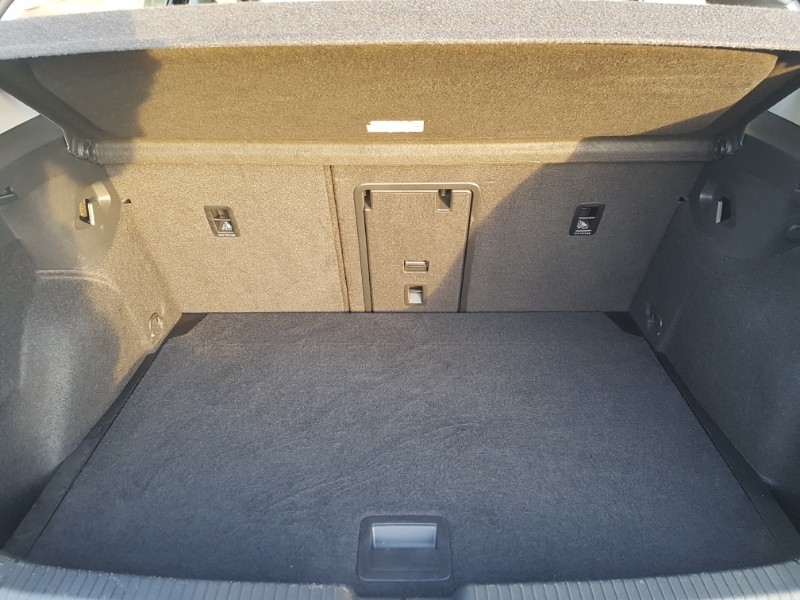 Used Volkswagen Golf 2022 for sale - 76700019: Photo 8