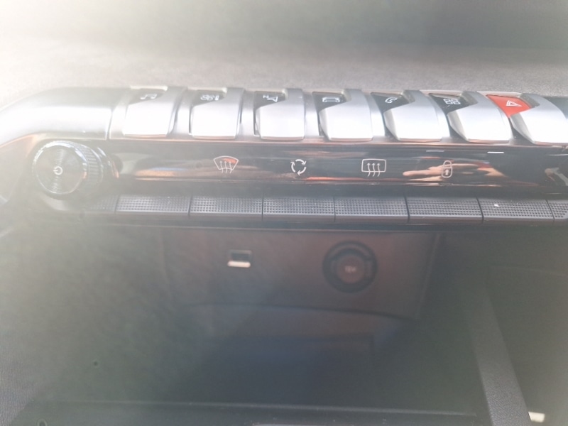 Used Peugeot 3008 2023 for sale - 76325628: Photo 14