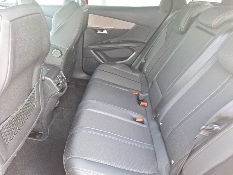 Used Peugeot 3008 2023 for sale - 76325628: Photo 6