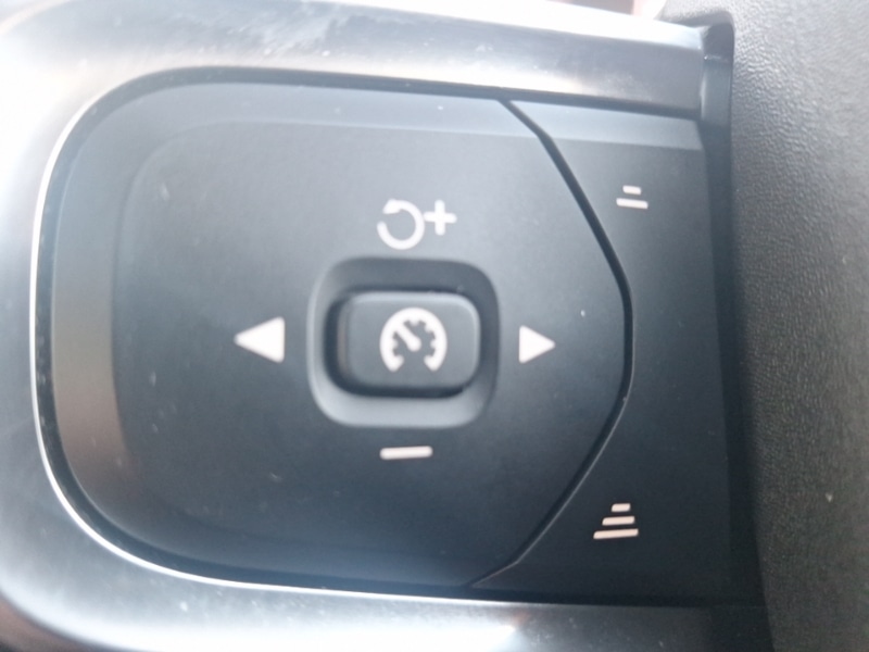 Used Volvo XC40 2020 for sale - 76375246: Photo 18