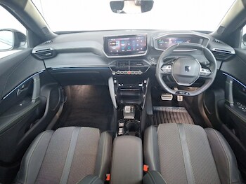 Used Peugeot 2008 2024 for sale - 77579999: Photo