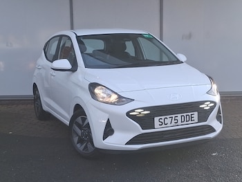 2025 - 1.0 [63] Advance 5dr [Nav]