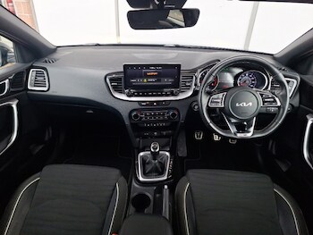 Used Kia Ceed 2022 for sale - 76464942: Photo