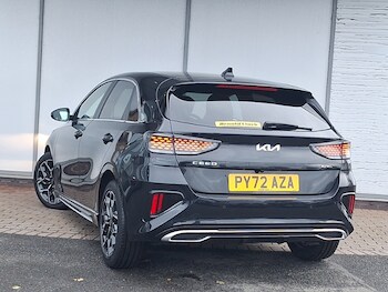 Used Kia Ceed 2022 for sale - 76464942: Photo