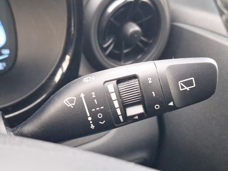 Used Hyundai i10 2024 for sale - 76879965: Photo 15