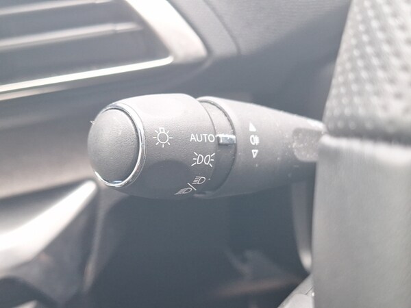 Used Peugeot 3008 2023 for sale - 75675054: Photo 18