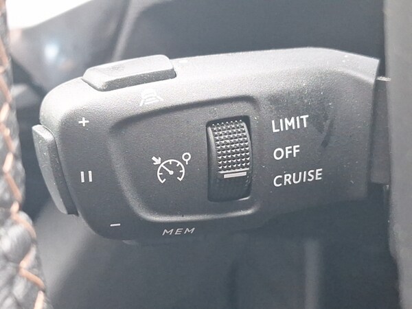 Used Peugeot 3008 2023 for sale - 75675054: Photo 19