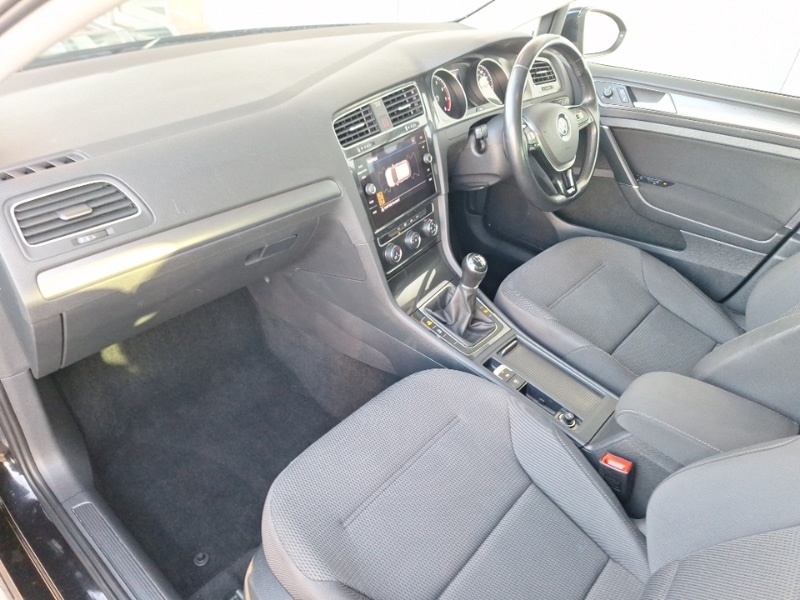 Used Volkswagen Golf 2019 for sale - 77047079: Photo 5