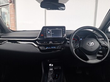 Used Toyota C-HR 2022 for sale - 76493007: Photo