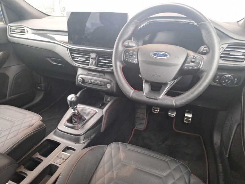 Used Ford Focus 2023 for sale - 76543271: Photo 2