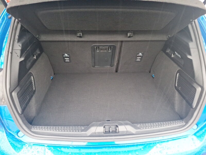 Used Ford Focus 2023 for sale - 76543271: Photo 8