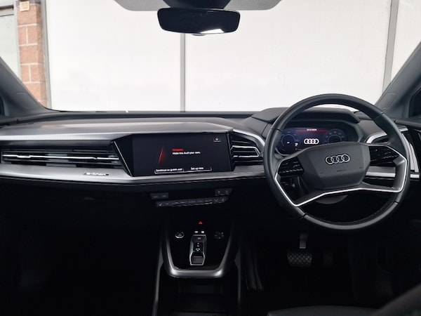 Used Audi Q4 e-tron 2024 for sale - 76331701: Photo 2