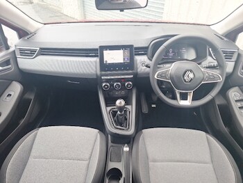 Used Renault Clio 2024 for sale - 78872302: Photo