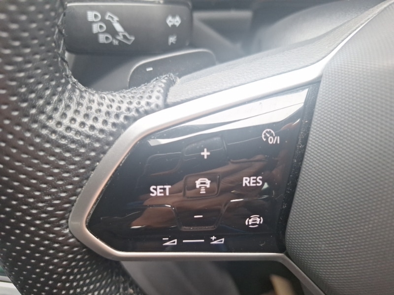 Used Volkswagen T-Roc 2022 for sale - 76258234: Photo 19