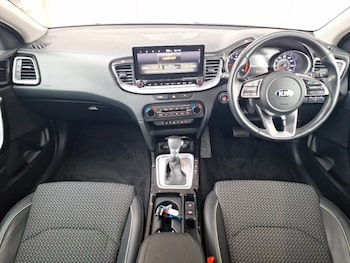 Used Kia XCeed 2021 for sale - 76244161: Photo 2