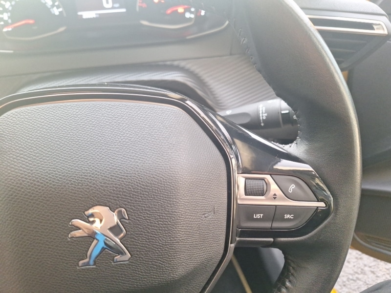 Used Peugeot 208 2020 for sale - 76982987: Photo 15