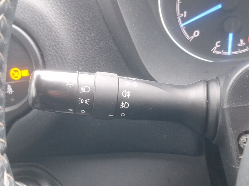 Used Toyota Yaris 2019 for sale - 77999430: Photo 15