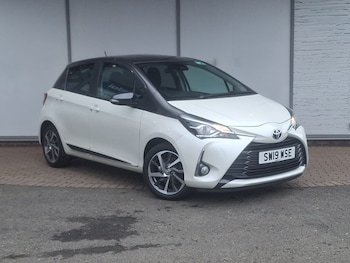 Used Toyota Yaris 2019 for sale - 77999430: Photo