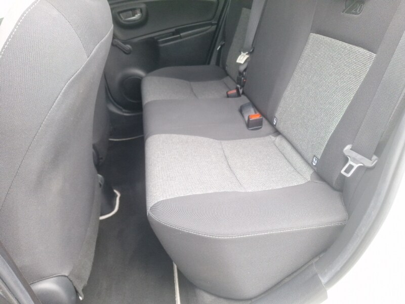 Used Toyota Yaris 2019 for sale - 77999430: Photo 6