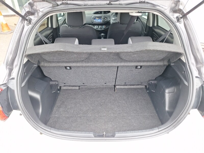 Used Toyota Yaris 2019 for sale - 77999430: Photo 8