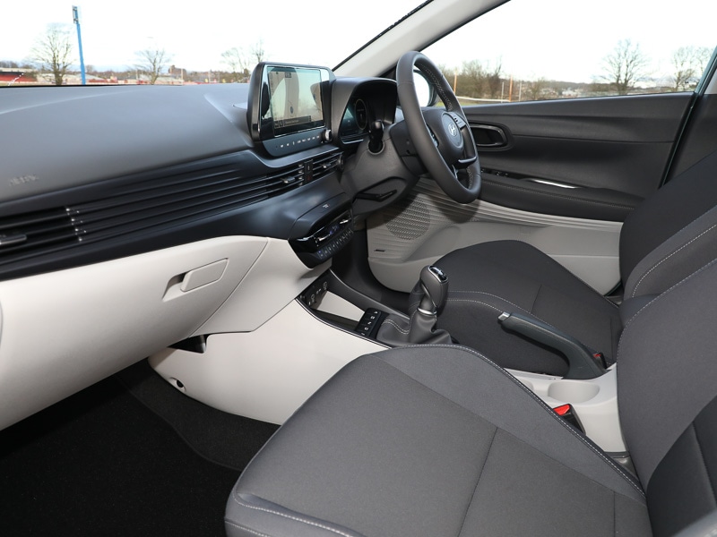 Used Hyundai BAYON 2025 for sale - 77278317: Photo 2