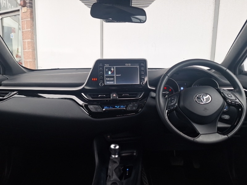 Used Toyota C-HR 2022 for sale - 76889319: Photo 2