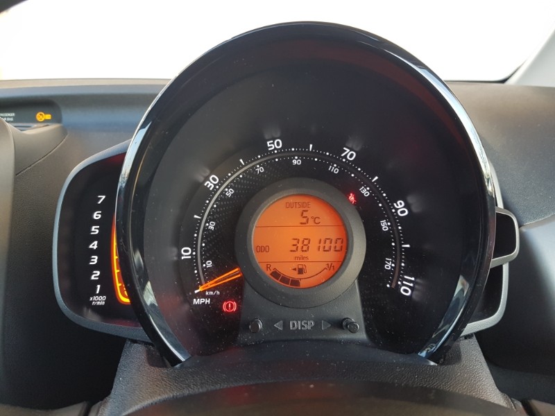 Used Toyota AYGO 2019 for sale - 76700000: Photo 10