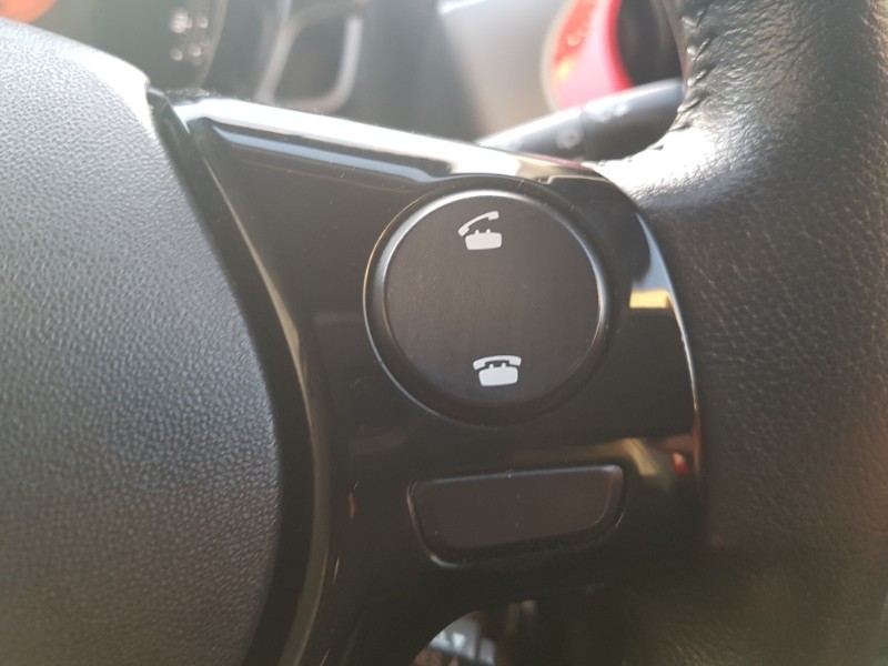 Used Toyota AYGO 2019 for sale - 76700000: Photo 16