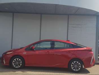 Used Toyota Prius 2020 for sale - 74860458: Photo