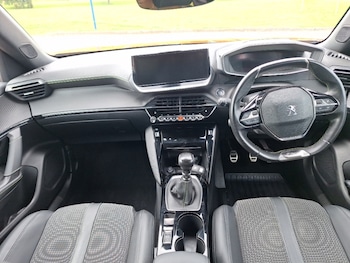 Used Peugeot 2008 2021 for sale - 75652426: Photo