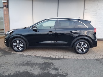 Used Kia Niro 2020 for sale - 76897435: Photo
