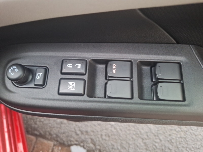 Used Suzuki Swift 2024 for sale - 76800028: Photo 14