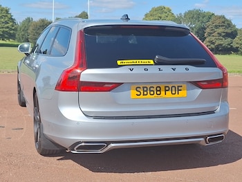 Used Volvo V90 2018 for sale - 75684492: Photo