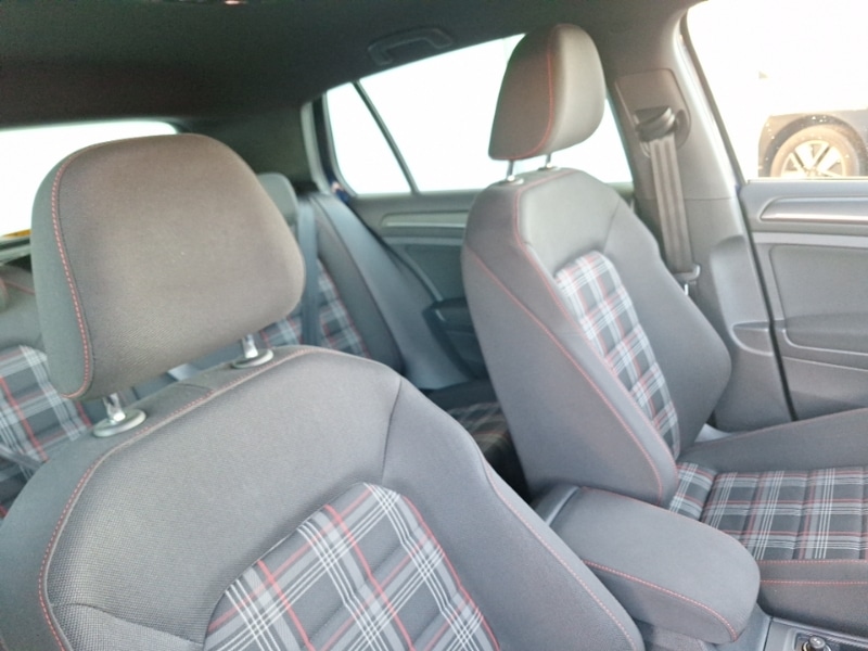 Used Volkswagen Golf 2018 for sale - 77105230: Photo 12