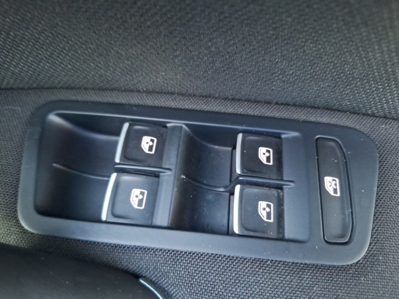 Used Volkswagen Golf 2018 for sale - 77105230: Photo 13